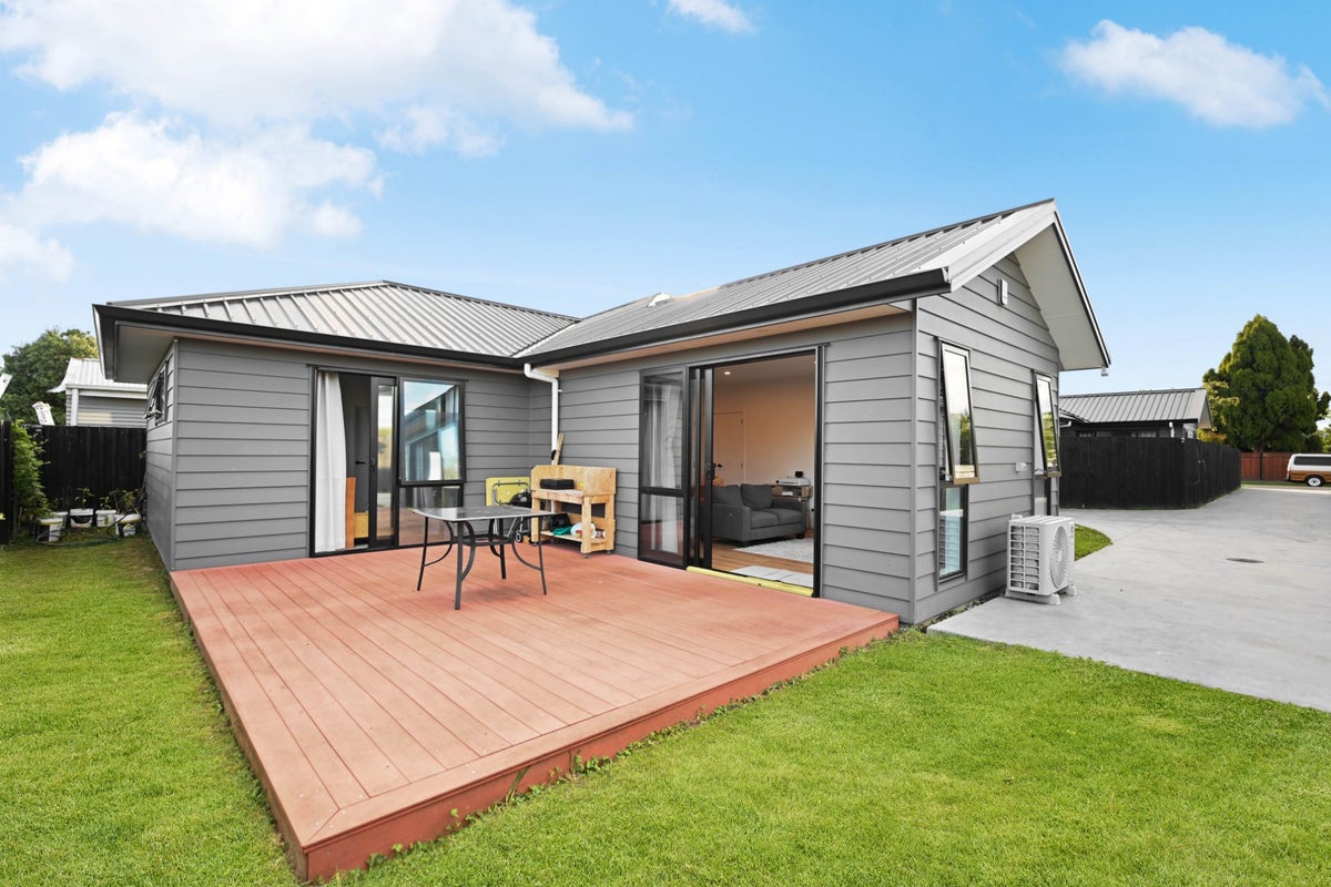 16B Hendon Road, Fairview Downs, Hamilton - Carousel 2
