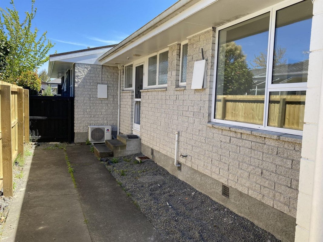 2/230 Springfield Road, St Albans, Christchurch - Carousel 16