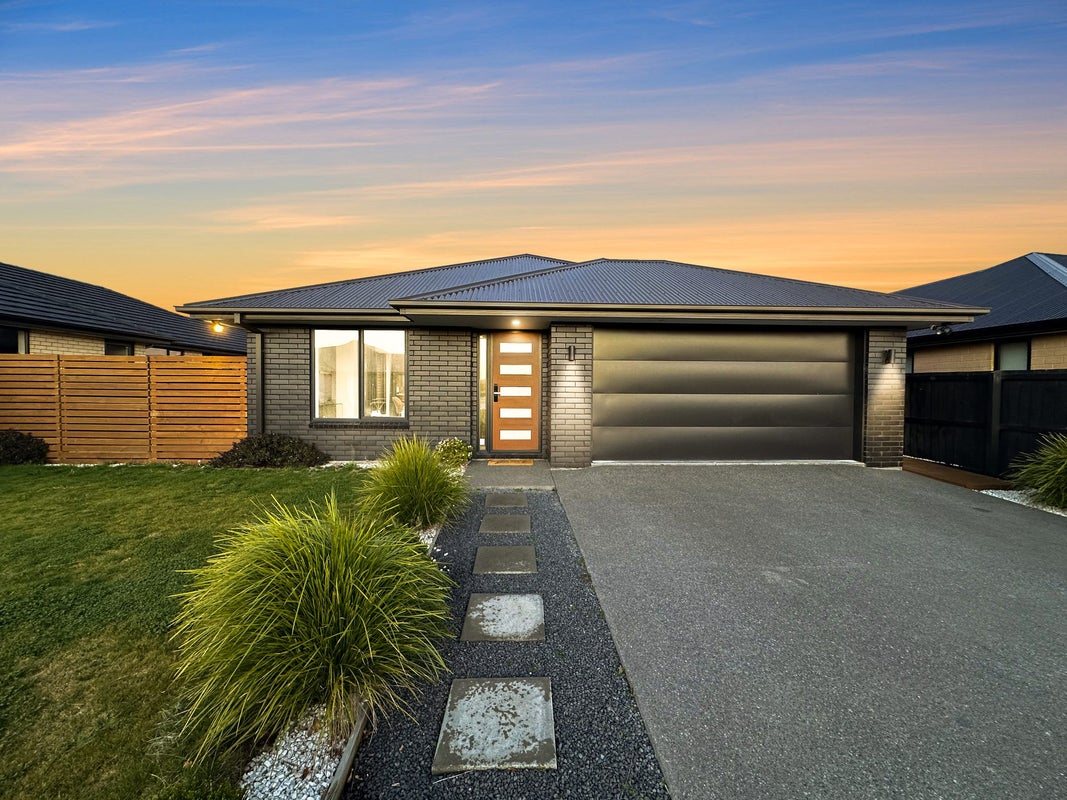 10 Ensete Road, Wigram, Christchurch - Carousel 1