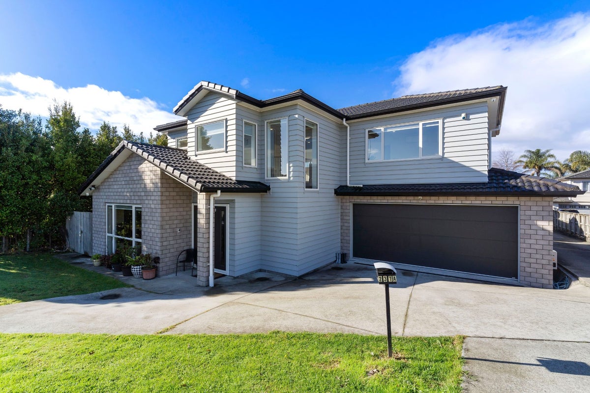 231A Hill Road, The Gardens, Auckland - Carousel 1