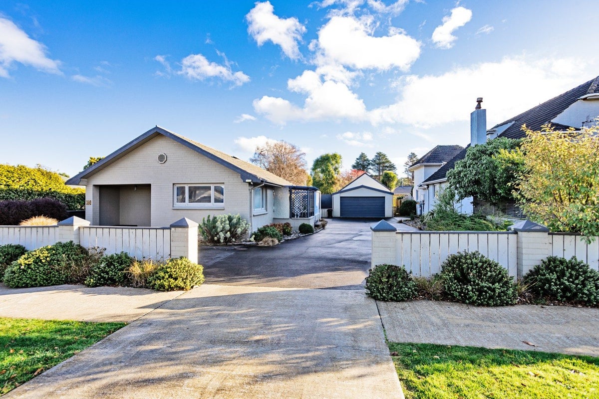 90 Melbourne Street, Windsor, Invercargill - Carousel 23