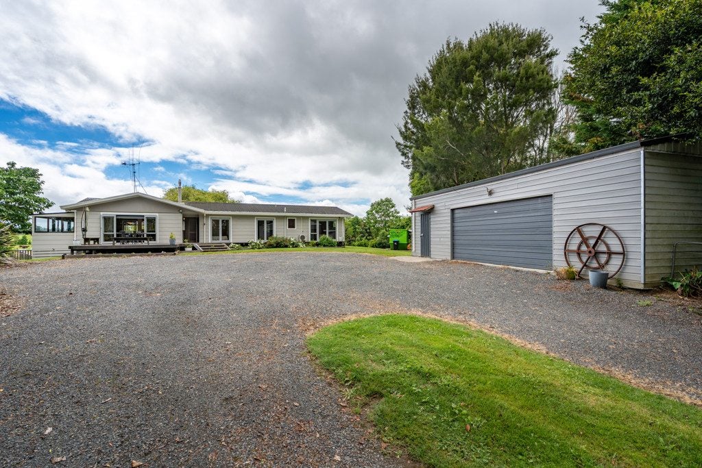 1986 Kakaramea Road, Ngahinapouri, Hamilton - Carousel 1