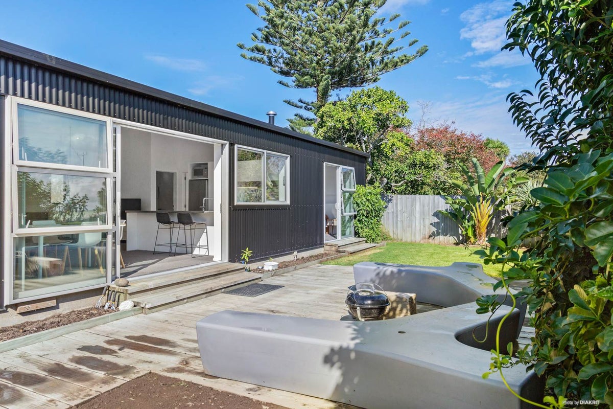 3A Paramu Avenue, Birkdale, Auckland - Carousel 2