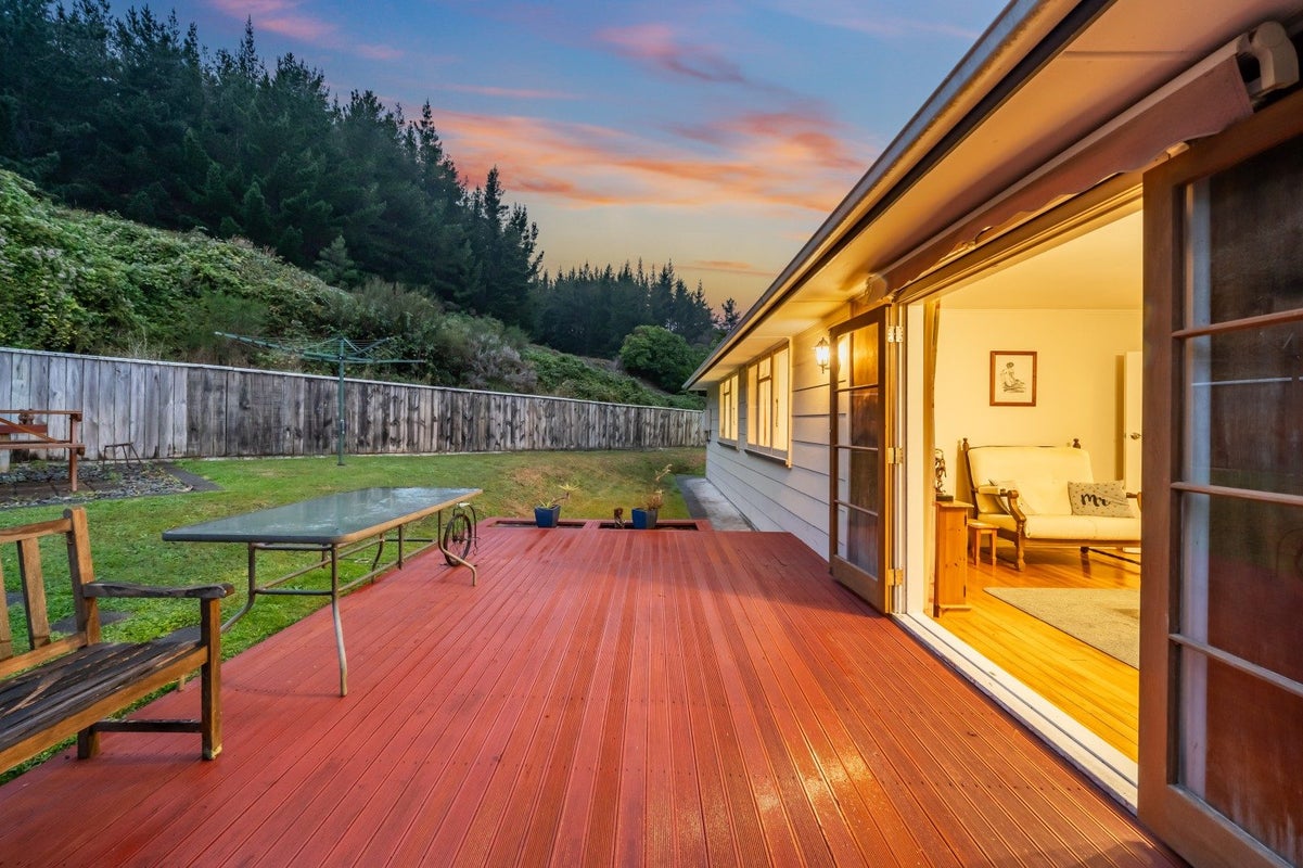 69 Moeraki Road, Maoribank, Upper Hutt - Carousel 14