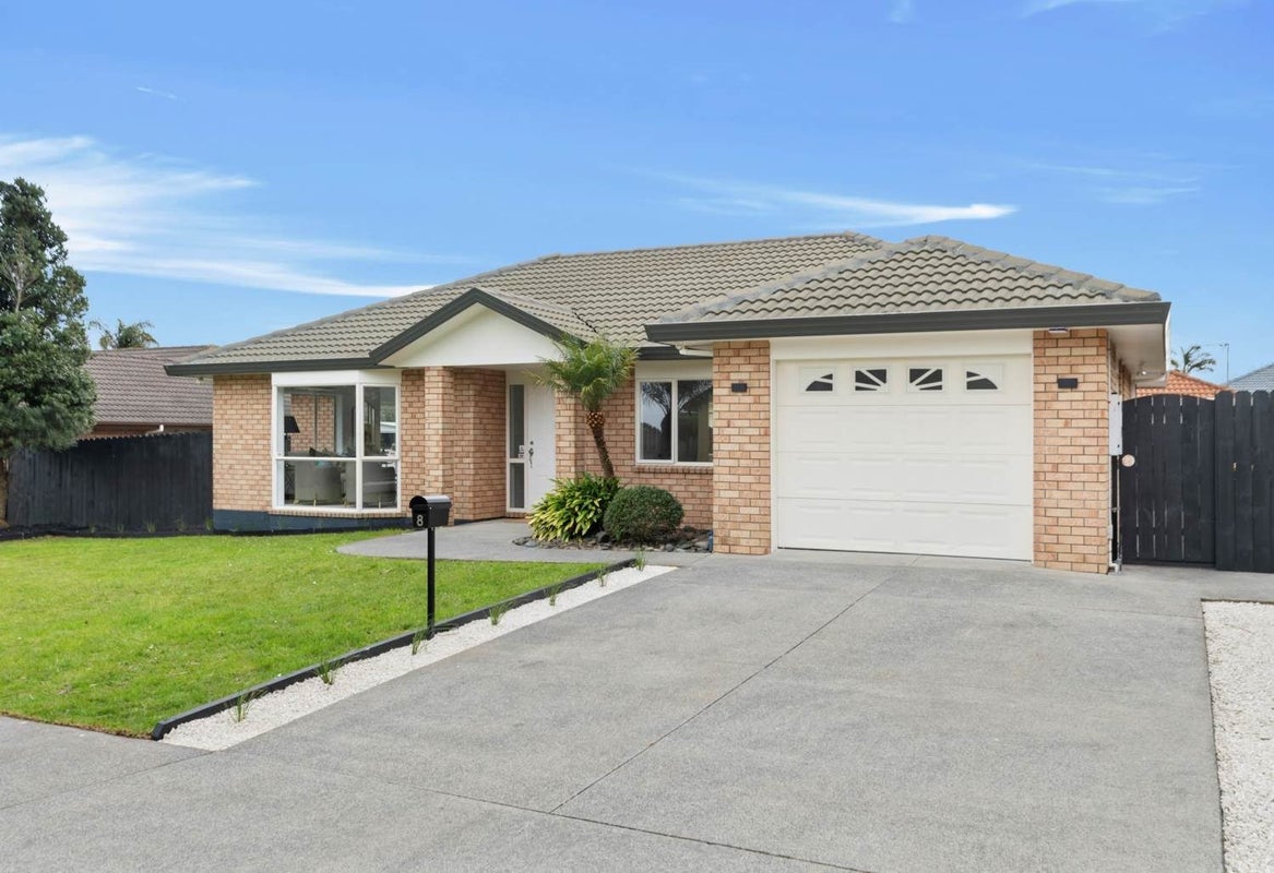 8 Willowbank Close, East Tamaki Heights, Auckland - Carousel 1