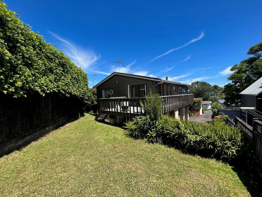 31A Comins Crescent, Mission Bay, Auckland - Carousel 1