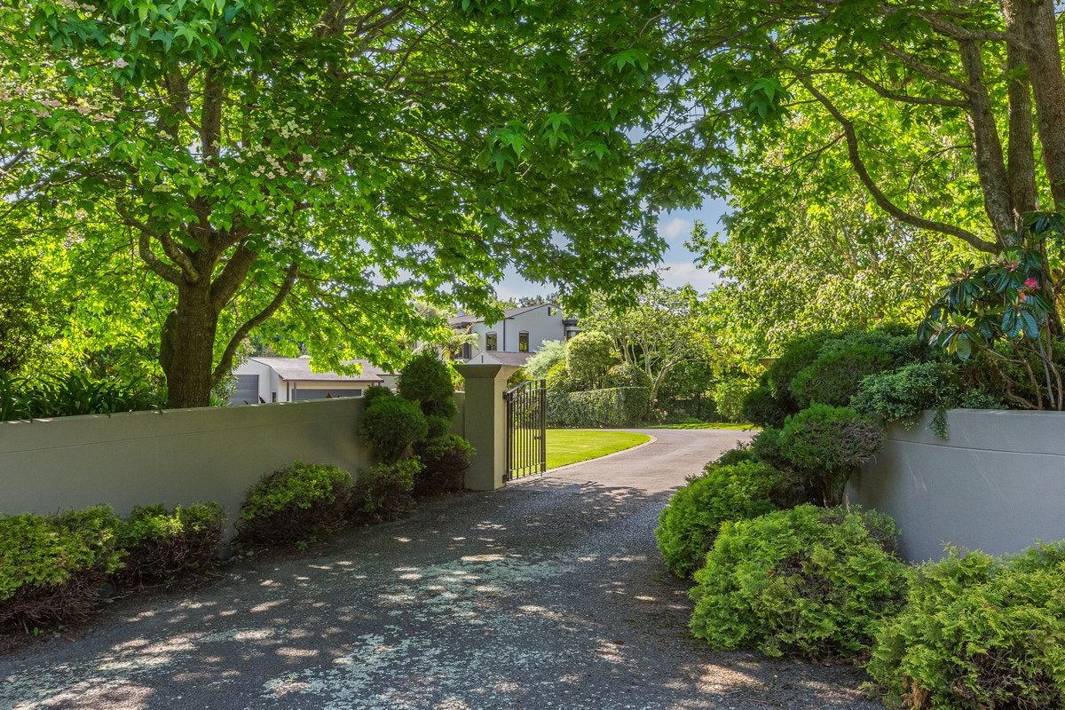 89 Lea Grove, Levin, Levin - Carousel 1