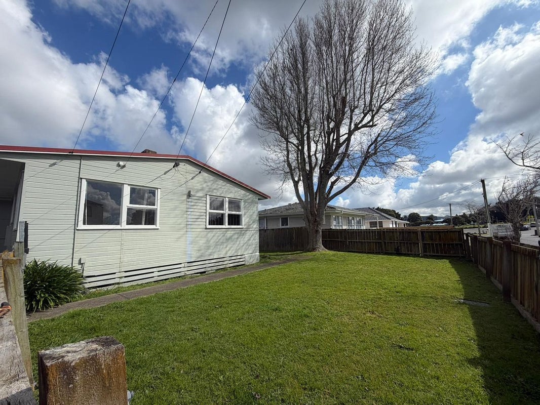 76 Cambridge Terrace, Papatoetoe, Auckland - Carousel 2