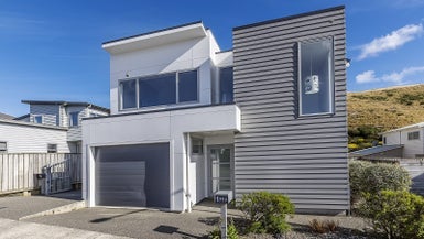 199A Mclintock Street North, Johnsonville, Wellington - Carousel 1