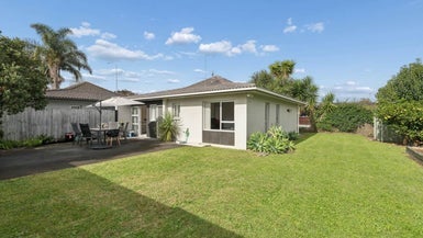2/463 Great South Road, Opaheke, Papakura - Carousel 1
