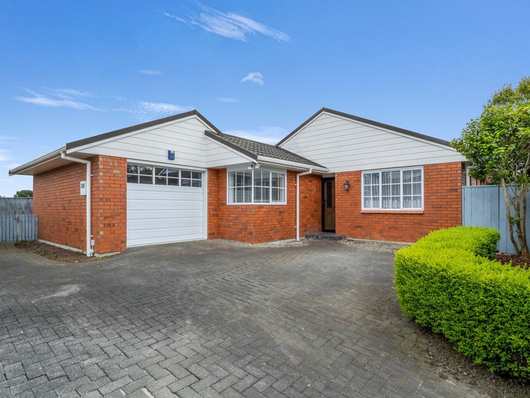136B Amberley Avenue, Highbury, Palmerston North - Carousel 1