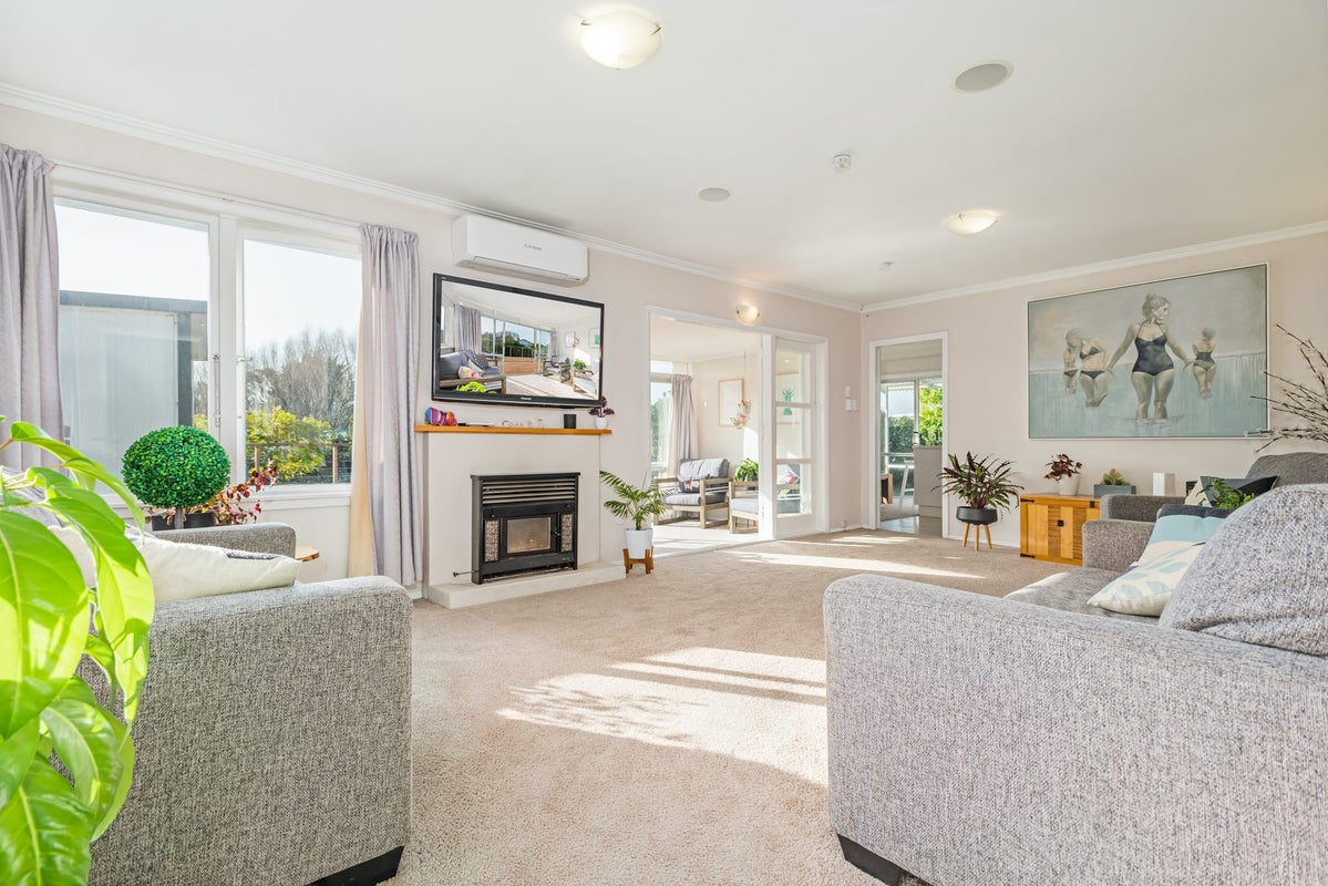 21 Andrews Street, Foxton Beach, Foxton - Carousel 2