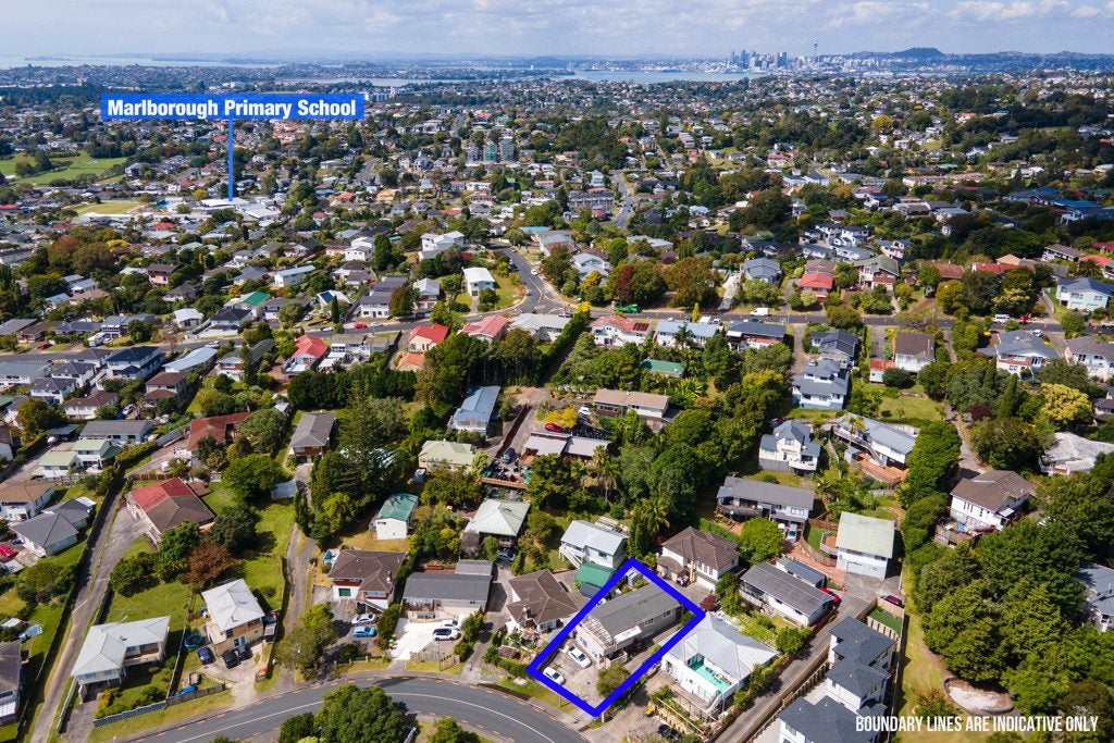23 Downing Street, Glenfield, Auckland - Carousel 11