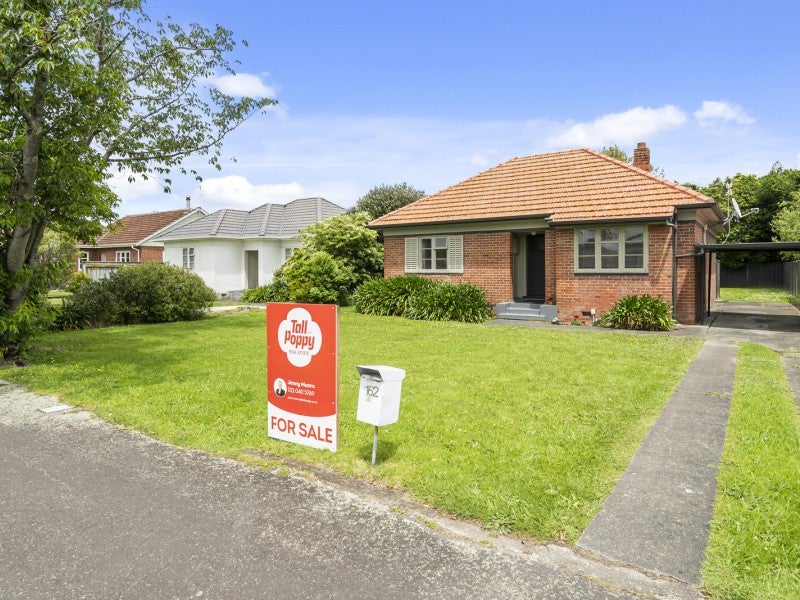 162 Cook Street, West End, Palmerston North - Carousel 1