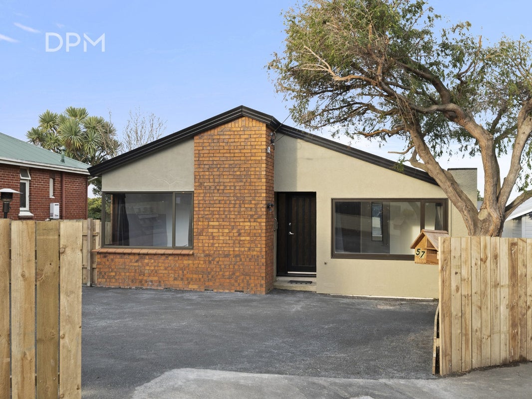 57 English Avenue, Mornington, Dunedin - Carousel 1