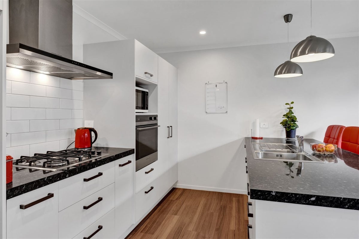 16 Nukuroa Close, Waitara, Waitara - Carousel 1