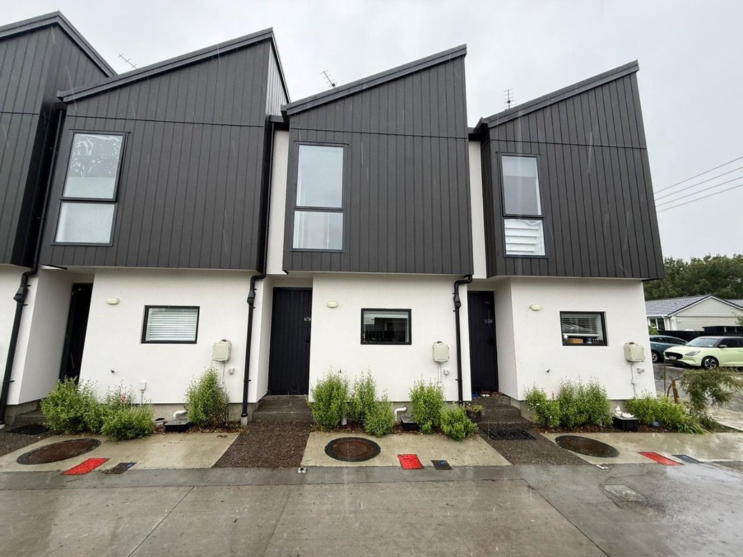 4/349 Cambridge Terrace, Naenae, Lower Hutt - Carousel 1