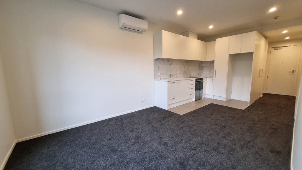 111/1A Oakley Avenue, Waterview, Auckland - Carousel 1
