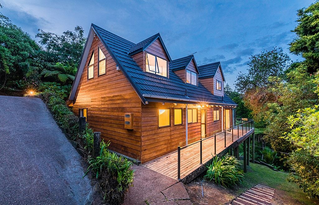 32 Goodall Street, Hillsborough, Auckland - Carousel 2