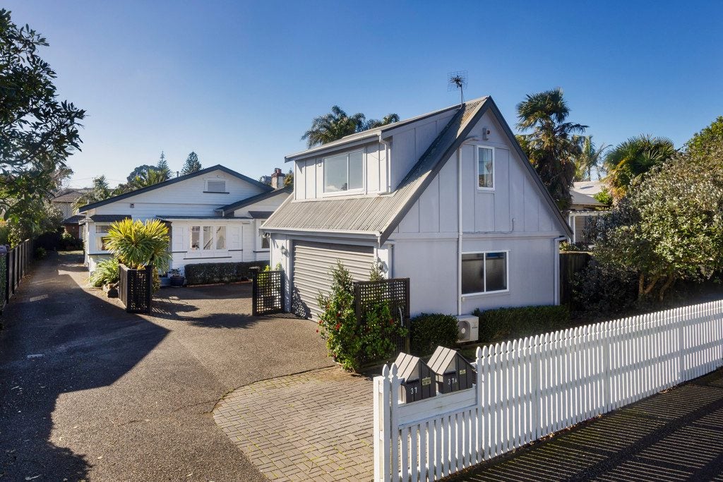 37 Ellerton Road, Mount Eden, Auckland - Carousel 1
