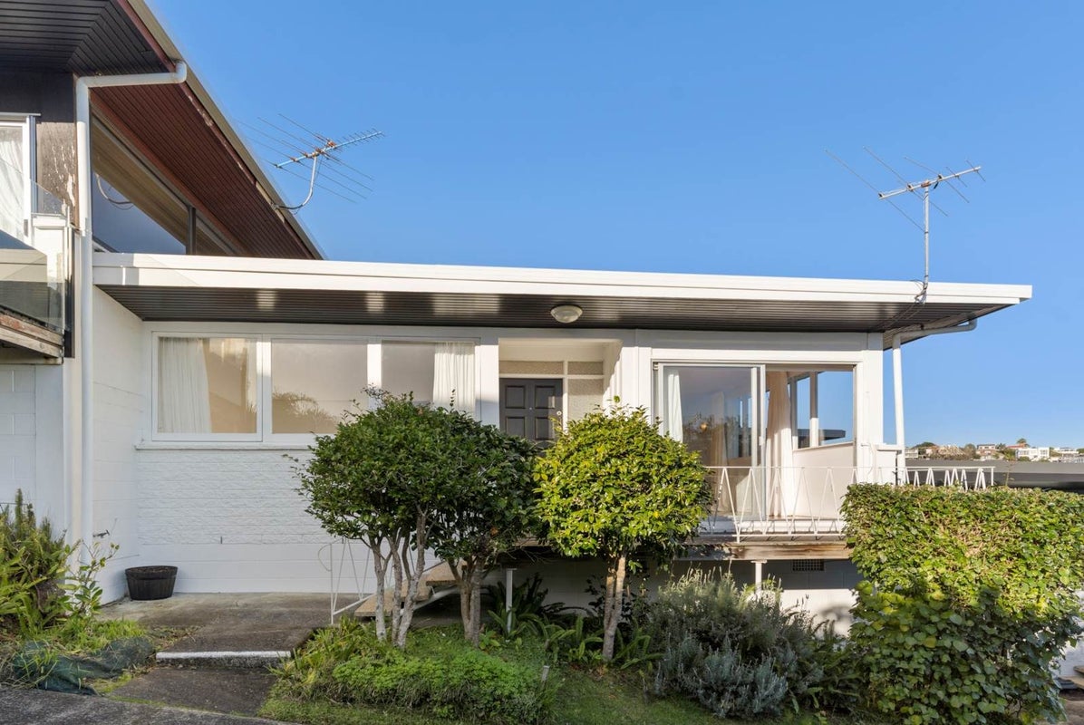 3/128 Paritai Drive, Orakei, Auckland - Carousel 2