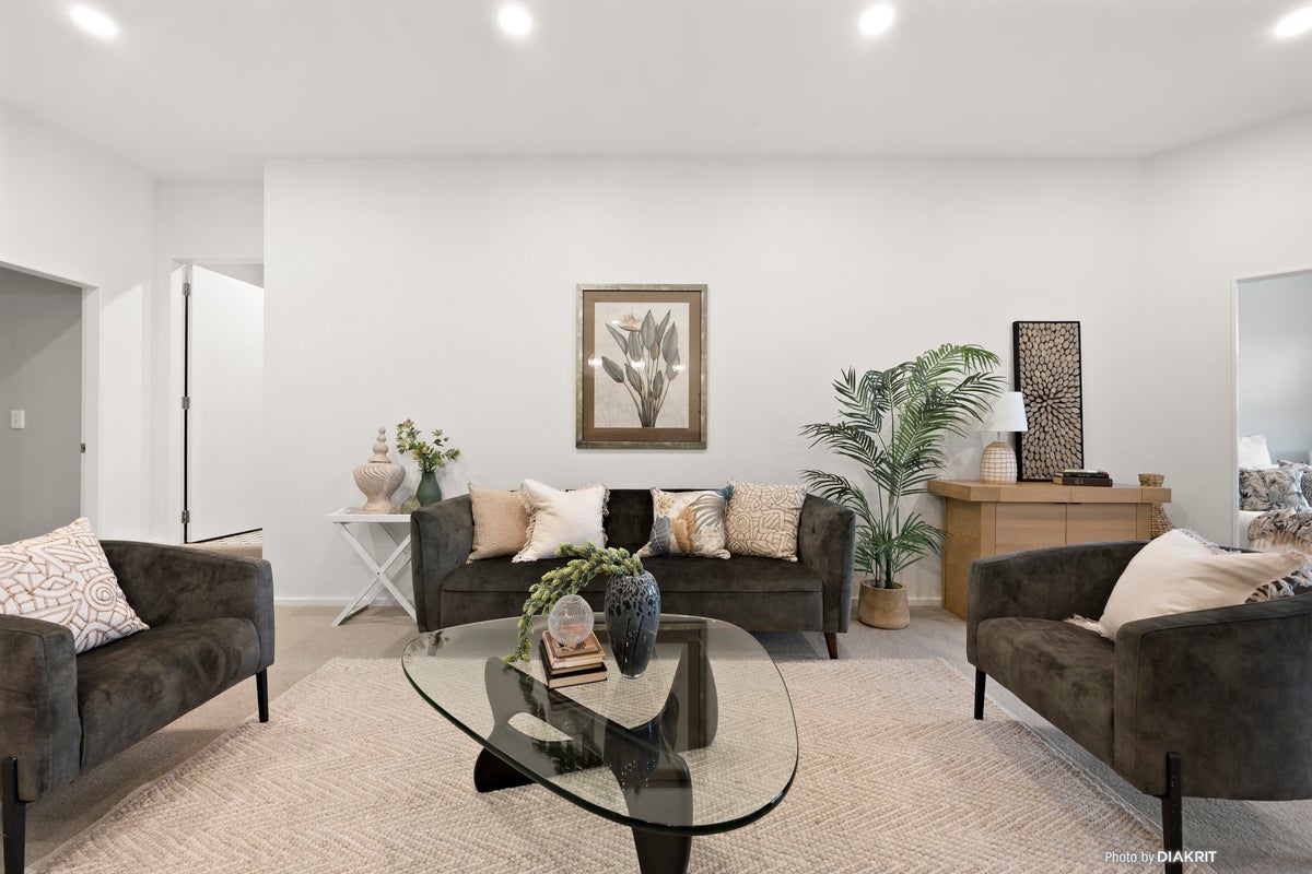 219/107 Thorndon Quay, Pipitea, Wellington - Carousel 2