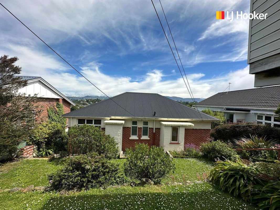 28 Spottiswoode Street, Andersons Bay, Dunedin - Carousel 1
