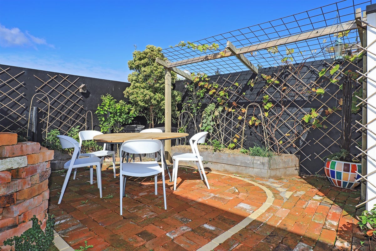 231A Warwick Road, Mayfair, Hastings - Carousel 17