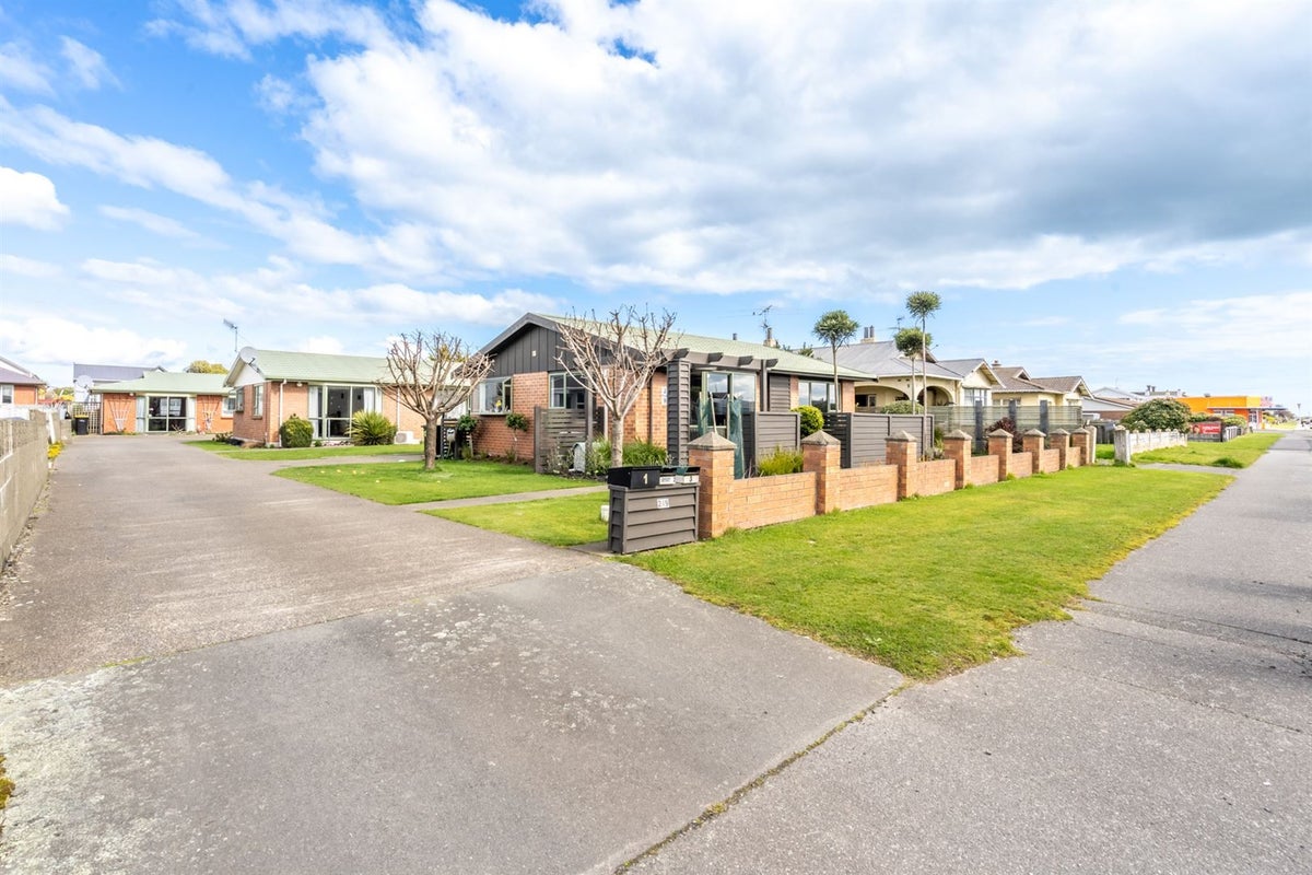 251 Tweed Street, Appleby, Invercargill - Carousel 17