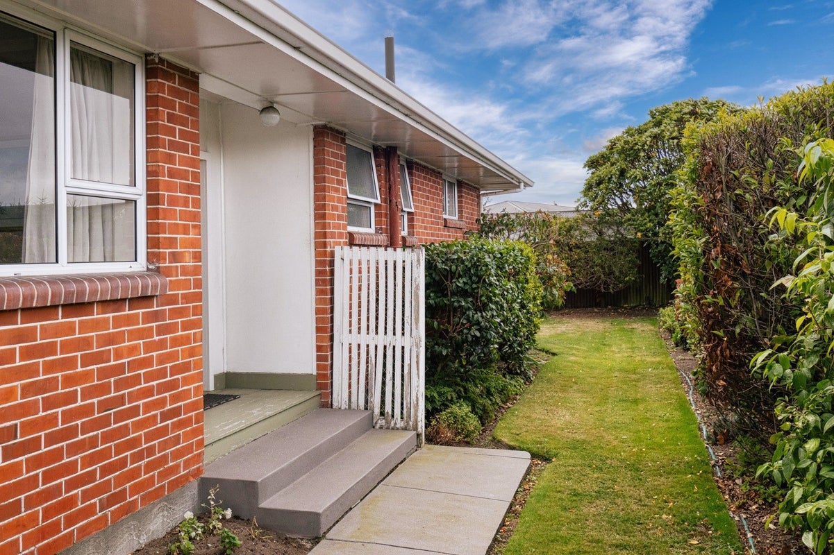 11 Bridge Street, Netherby, Ashburton - Carousel 2