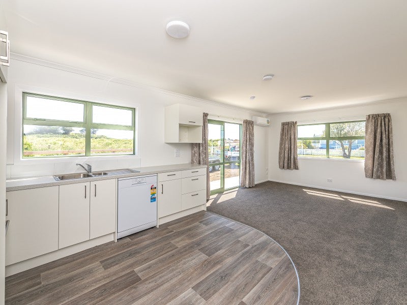 34 Rogers Street, Castlecliff, Whanganui - Carousel 2
