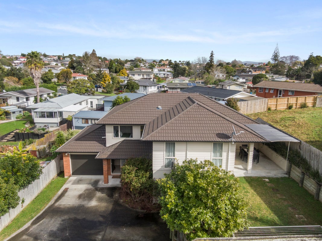 13A Poto Street, Te Atatu South, Auckland - Carousel 2