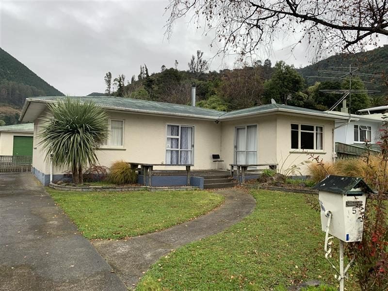 5 Sowman Street, The Brook, Nelson - Carousel 1