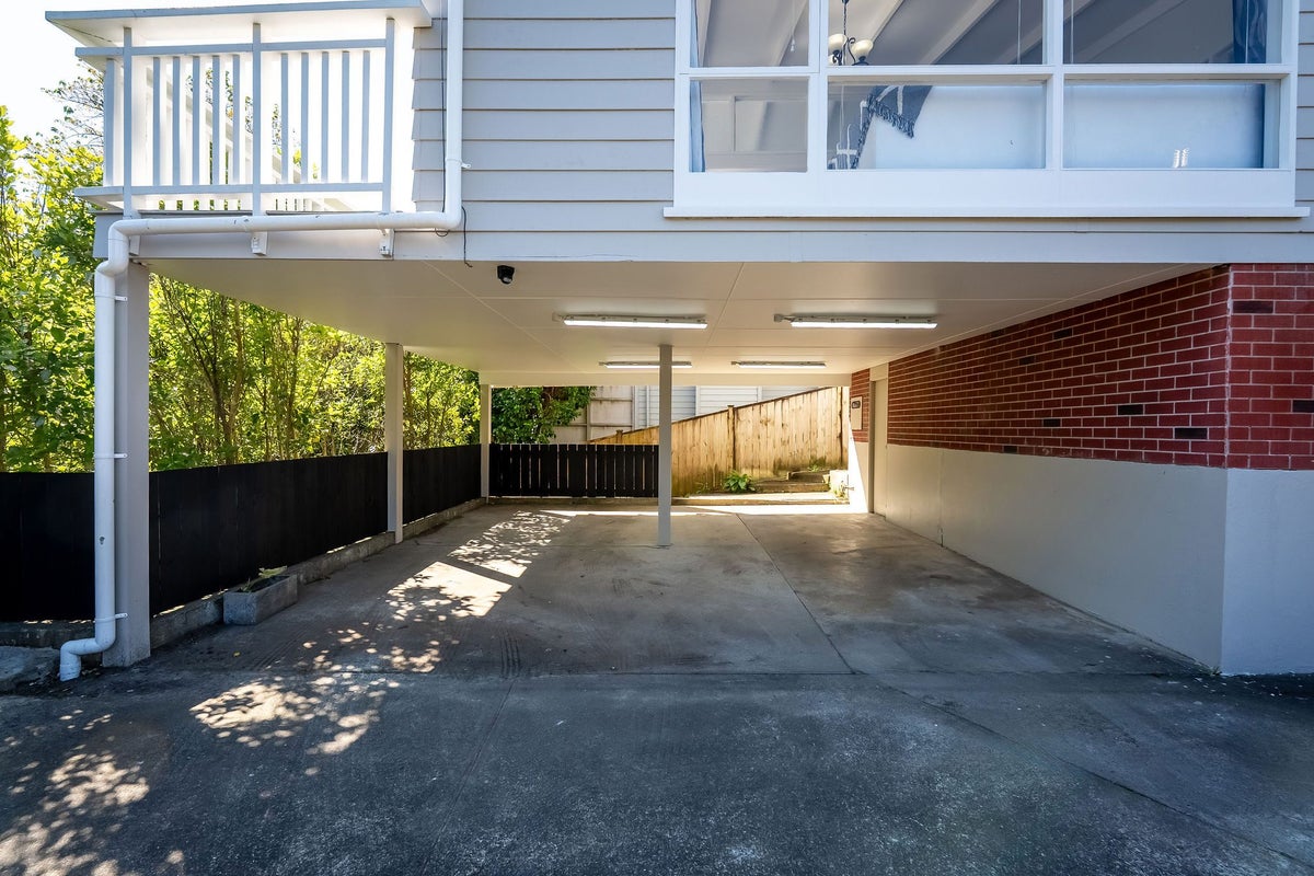 292 Beach Road, Campbells Bay, Auckland - Carousel 16