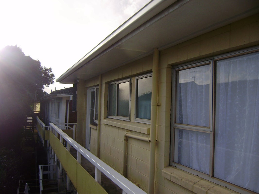 2/1 Kingsway Avenue, Sandringham, Auckland - Carousel 2