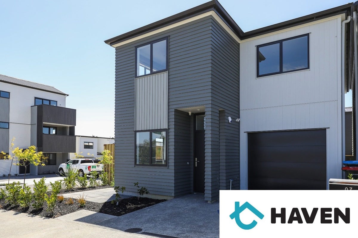 93 Taniwha Street, Wai o Taiki Bay, Auckland - Carousel 1