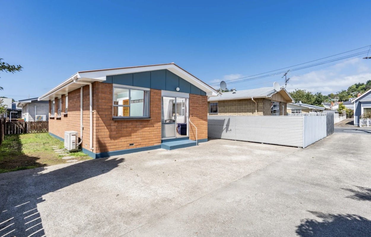 29A Rutherford Street, Caversham, Dunedin - Carousel 1