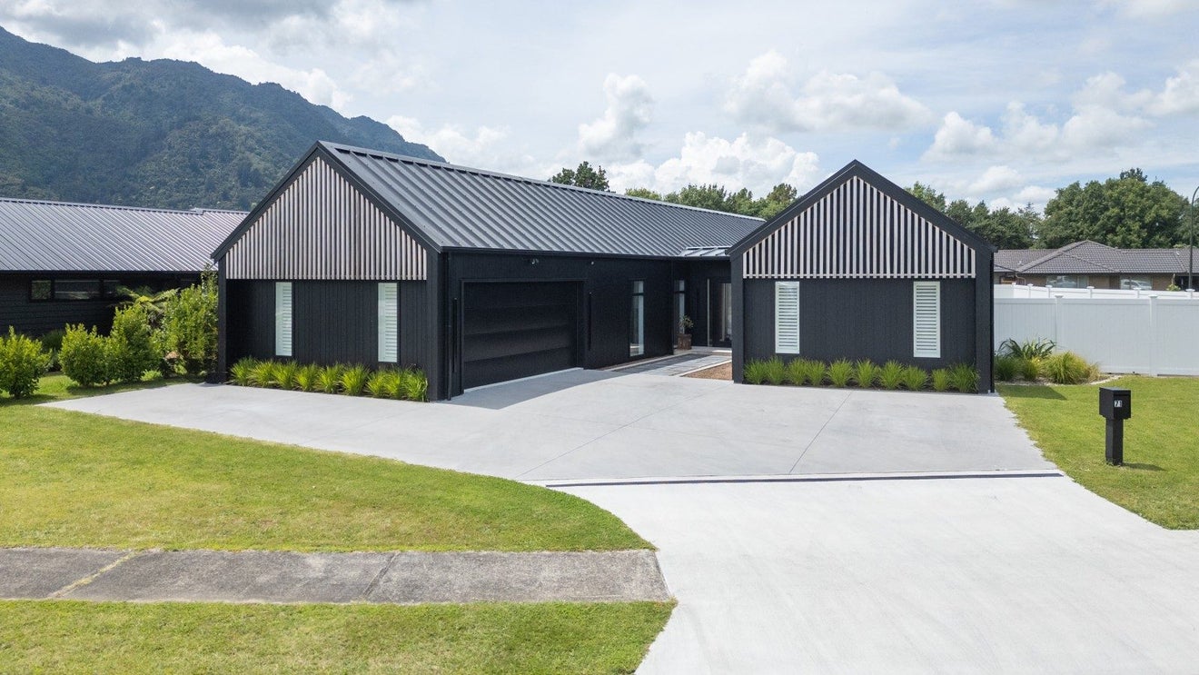 71 Ritchie Street, Te Aroha, Te Aroha - Carousel 1