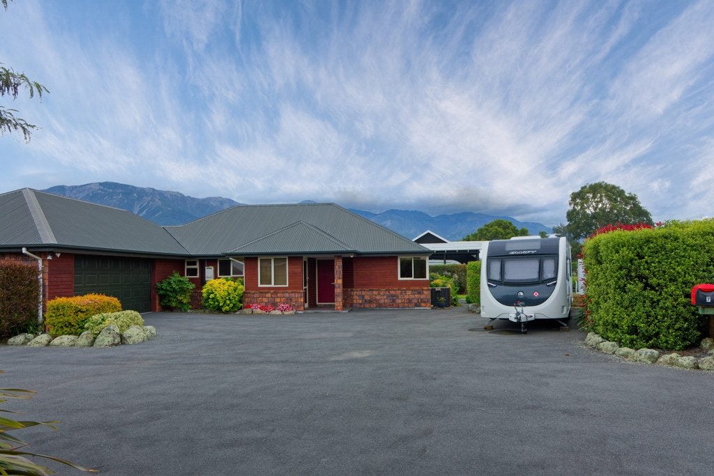 7 Old Beach Road, Kaikoura Flat, Kaikoura - Carousel 1