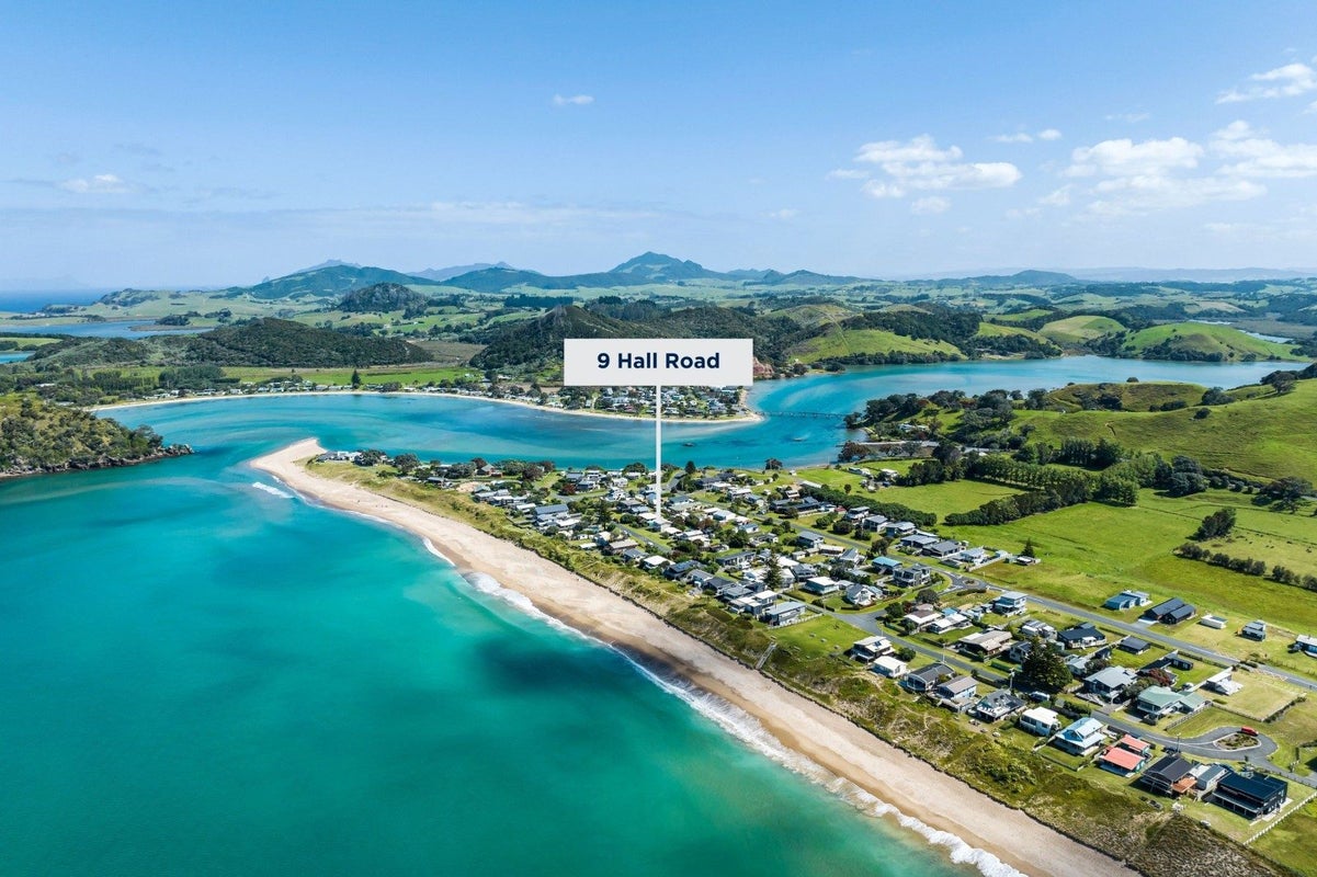 9 Hall Road, Whangarei - Carousel 1