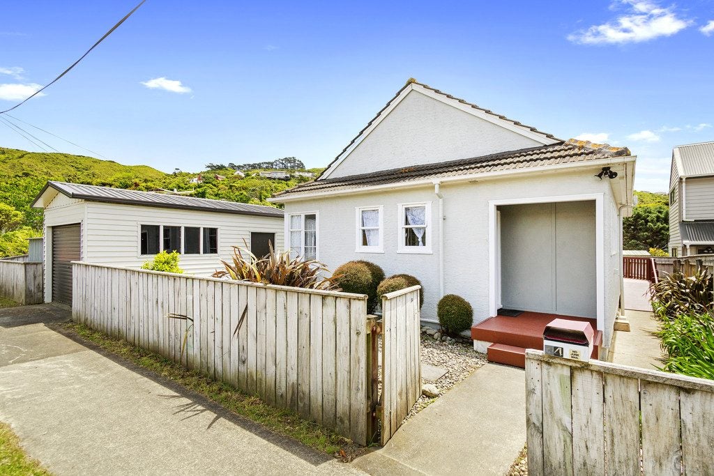 34 Kipling Street, Johnsonville, Wellington - Carousel 1