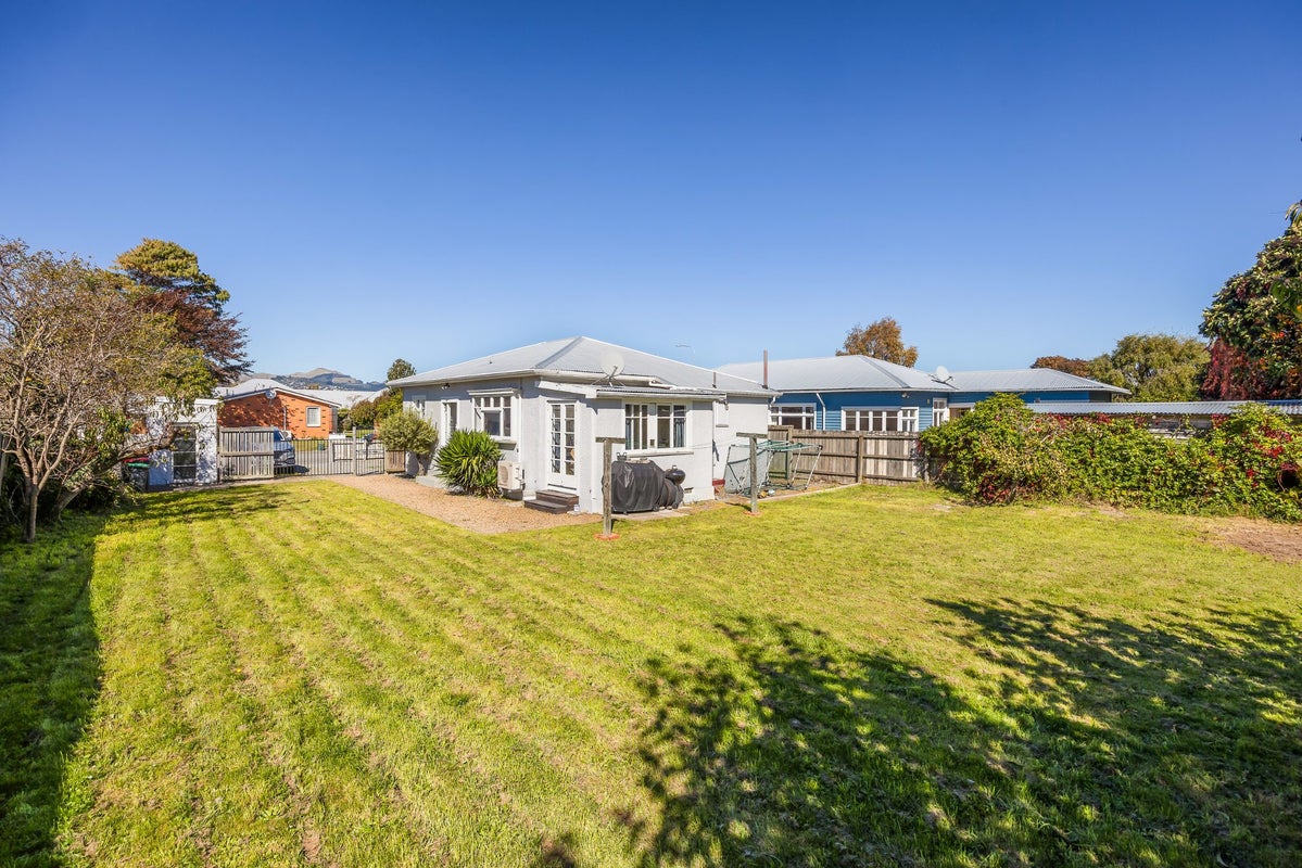 6 Walsall Street, Addington, Christchurch - Carousel 1