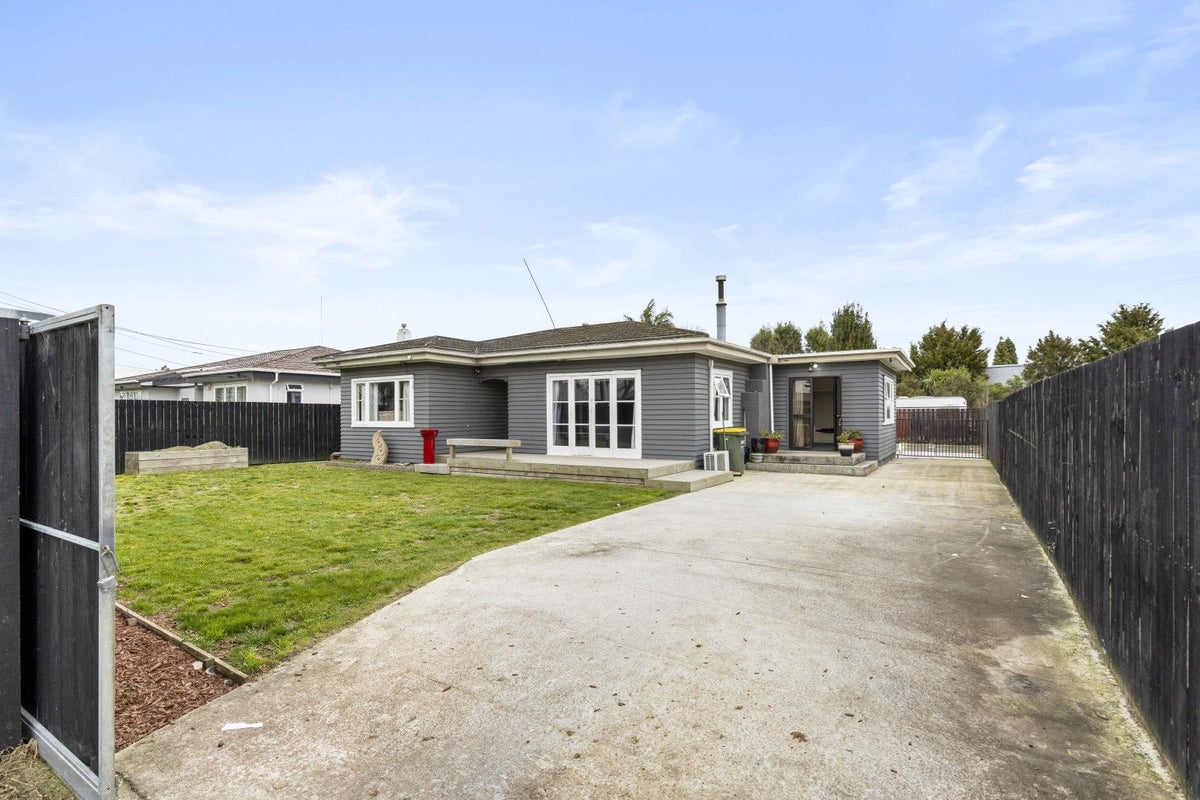 39A Forsyth Street, St Andrews, Hamilton - Carousel 13