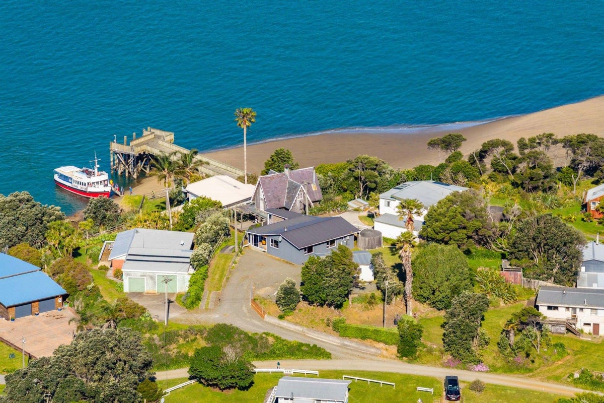 8 Signal Station Road, Pouto, Te Kopuru - Carousel 2