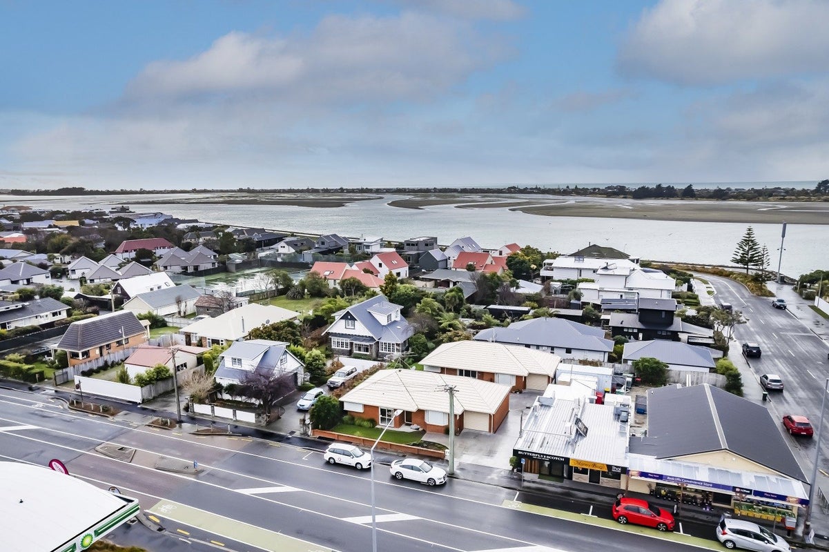 83A Main Road, Redcliffs, Christchurch - Carousel 13