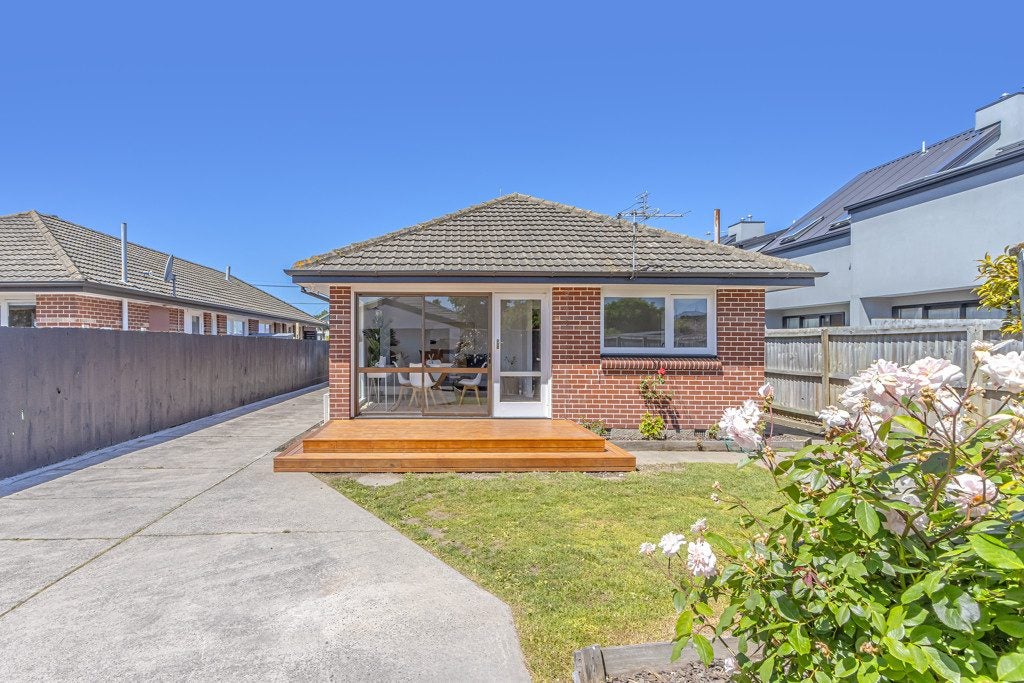 25 Port Hills Road, Heathcote Valley, Christchurch - Carousel 1