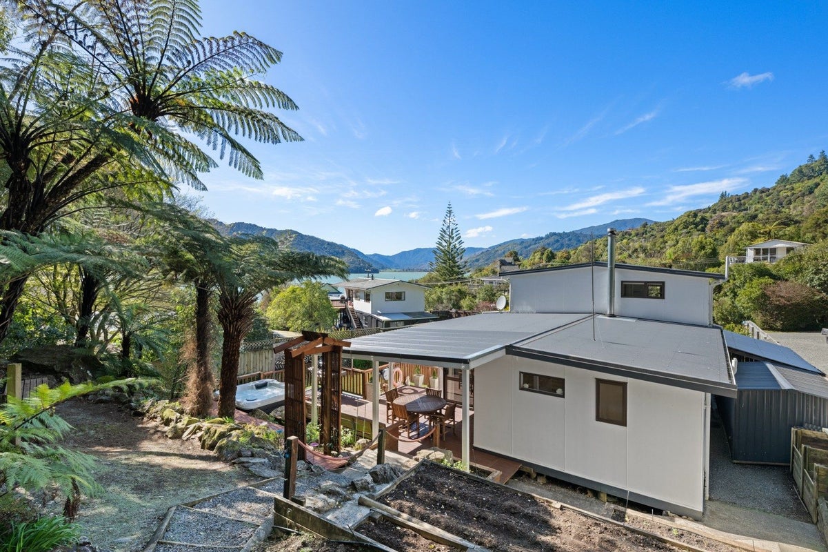 29 Belview Road, HAVELOCK, PICTON - Carousel 2