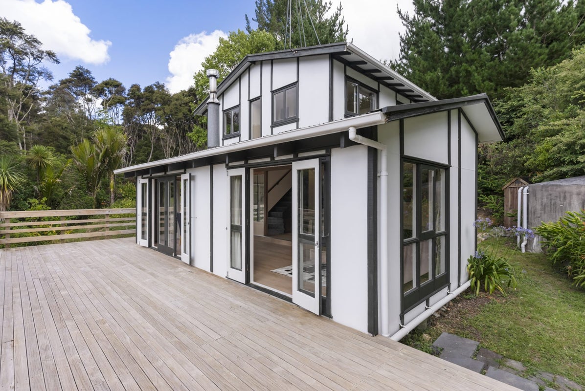 24 Quail Drive, Albany Heights, Auckland - Carousel 1