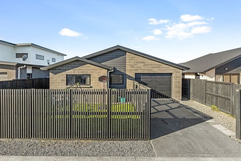 10 Lulu Avenue, Chartwell, Hamilton - Carousel 2