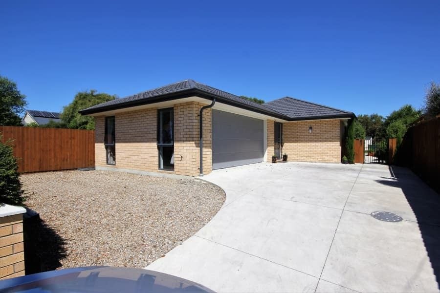 82 MacKenzie Avenue, Woolston, Christchurch - Carousel 1